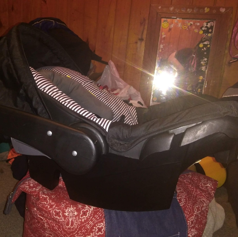 Infant carseat